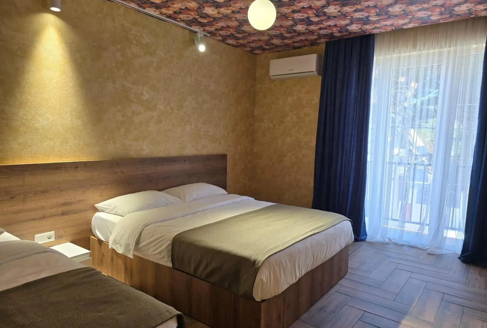 Hotel Nutsa In Old Tbilisi
