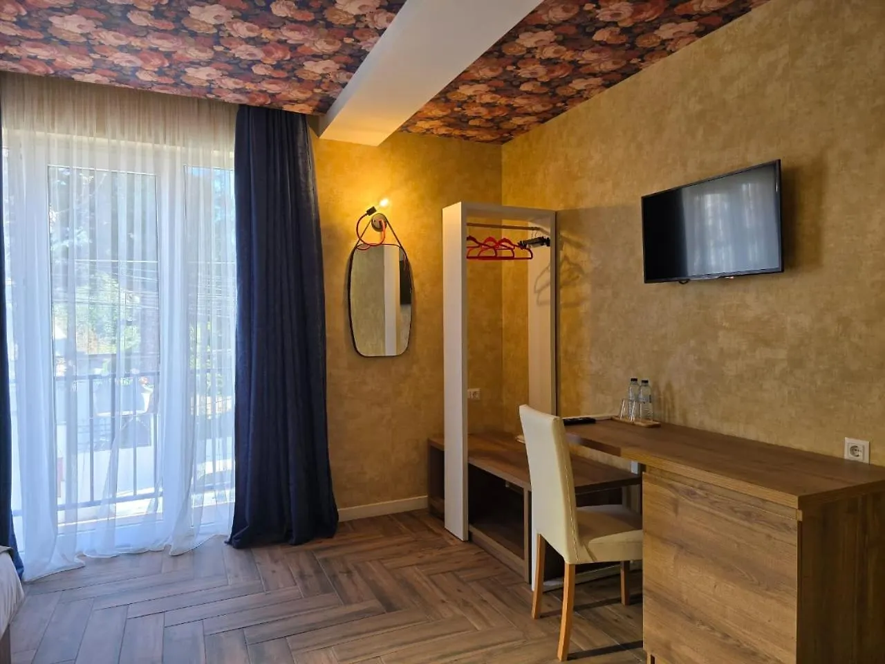 Hotel Nutsa In Old Tbilisi